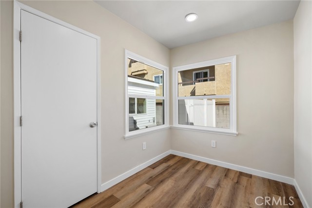 908 East Maple, A photo 12