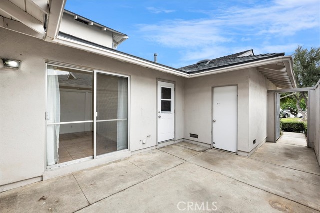 Detail Gallery Image 5 of 33 For 6597 Kameha Cir, Yorba Linda,  CA 92886 - 4 Beds | 3/1 Baths
