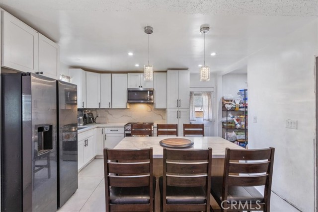 13273 Sunburst Street, Pacoima CA: https://media.crmls.org/medias/560c141b-c5b3-4409-adc2-a600cda439e6.jpg