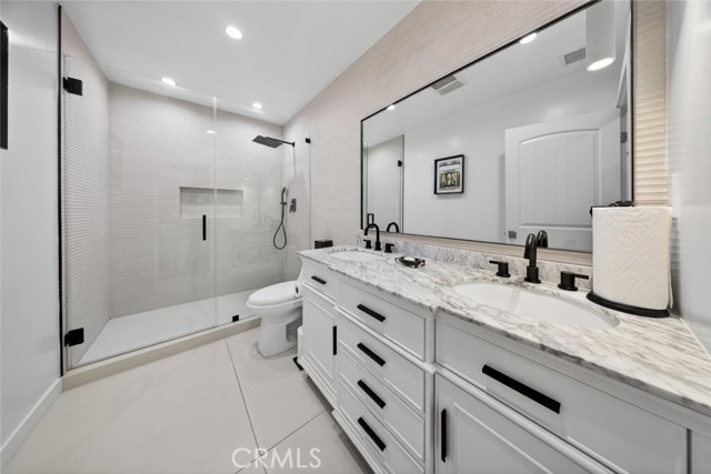 Detail Gallery Image 24 of 64 For 4926 Greenbush Ave, Sherman Oaks,  CA 91423 - 4 Beds | 3 Baths