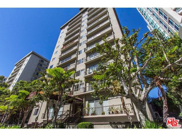 Detail Gallery Image 2 of 12 For 10747 Wilshire #904,  Los Angeles,  CA 90024 - 2 Beds | 2 Baths