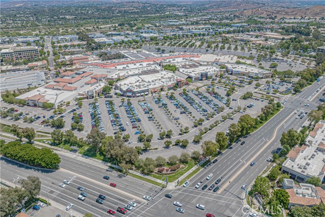 Detail Gallery Image 32 of 32 For 26506 Strambino Ct, Valencia,  CA 91355 - 2 Beds | 2 Baths