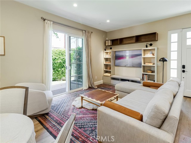 3918 W 242nd Street, Torrance CA: https://media.crmls.org/medias/5610944d-ac35-4188-8b85-d2fd323984ab.jpg