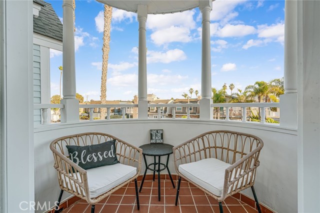 Detail Gallery Image 21 of 38 For 309 21st, Huntington Beach,  CA 92648 - 4 Beds | 3/1 Baths