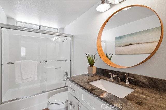 Detail Gallery Image 10 of 14 For 2603 Elden Ave a,  Costa Mesa,  CA 92627 - 3 Beds | 2/1 Baths
