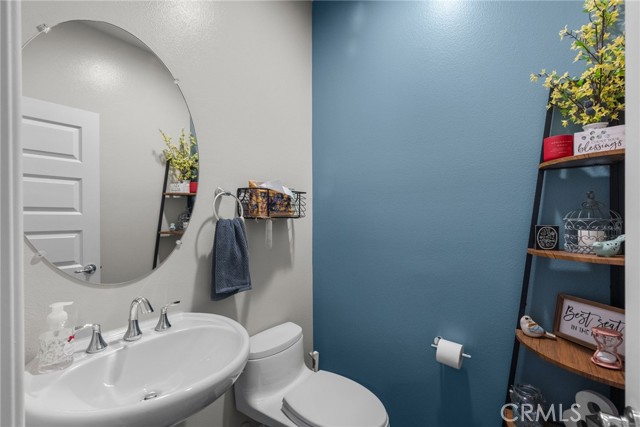 19512 Griffith Drive, Saugus CA: https://media.crmls.org/medias/56136400-a656-48f8-8d98-090fdd352f8c.jpg