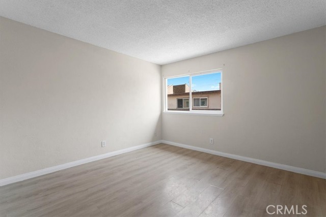 Detail Gallery Image 7 of 21 For 16710 Orange Ave #H44,  Paramount,  CA 90723 - 2 Beds | 1/1 Baths