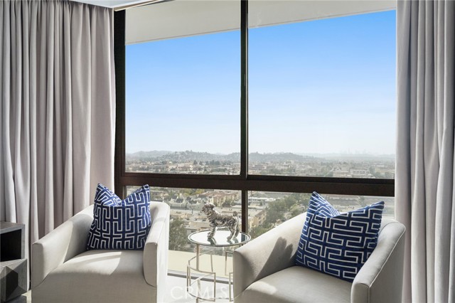 Detail Gallery Image 24 of 65 For 222 Monterey Rd #1603,  Glendale,  CA 91206 - 2 Beds | 2 Baths