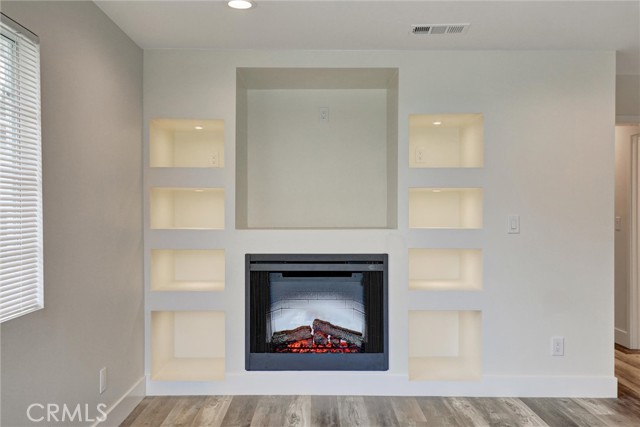 402 E Glendale Drive, Orange CA: https://media.crmls.org/medias/5614ec5c-693e-4338-9c89-38849fc4231f.jpg