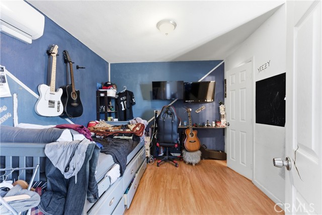 Detail Gallery Image 27 of 34 For 2426 Marty, Santa Ana,  CA 92706 - 3 Beds | 1/1 Baths