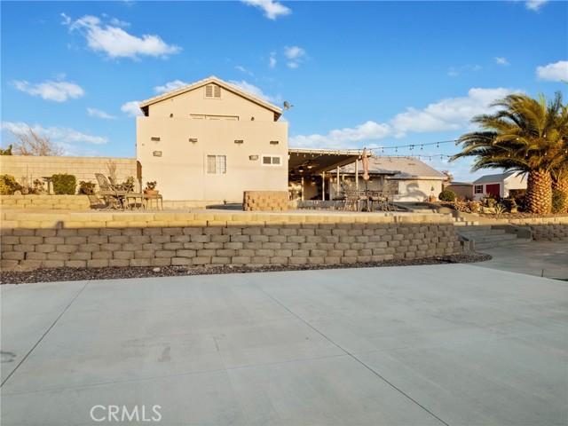 13136 Tawya Road, Apple Valley CA: https://media.crmls.org/medias/5615bbe3-378b-43f1-9ddb-6d1249b36806.jpg