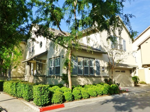 Detail Gallery Image 1 of 14 For 21 Burlingame, Irvine,  CA 92602 - 3 Beds | 2/1 Baths