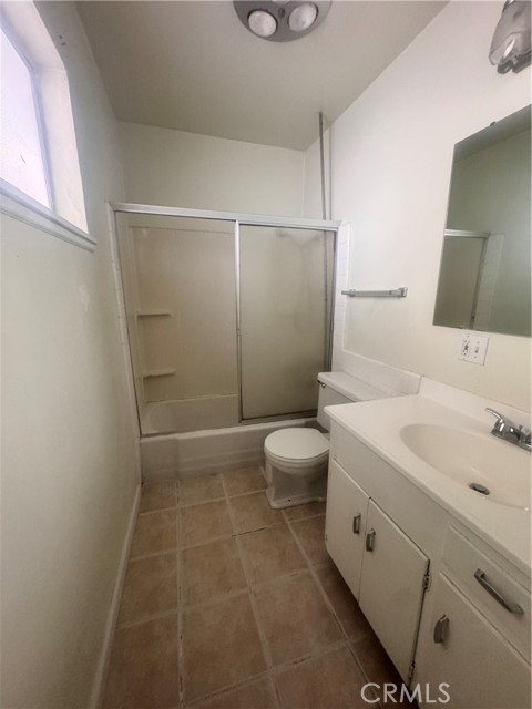 Detail Gallery Image 24 of 39 For 25286 North, Twin Peaks,  CA 92391 - 4 Beds | 3 Baths