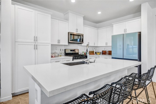 Detail Gallery Image 13 of 28 For 4211 E Malagon Privado #66,  Ontario,  CA 91761 - 2 Beds | 2 Baths