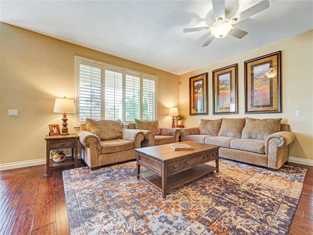 Detail Gallery Image 18 of 51 For 7904 Port Arthur, Corona,  CA 92880 - 4 Beds | 3 Baths