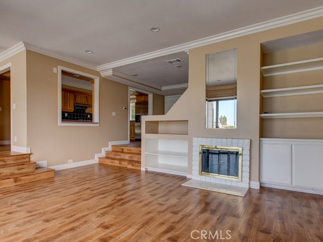 Detail Gallery Image 17 of 29 For 65 Lakeshore #13,  Irvine,  CA 92604 - 4 Beds | 3 Baths