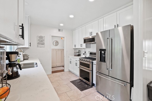 56170da2 002c 4b32 9f60 87e4ebe4b593