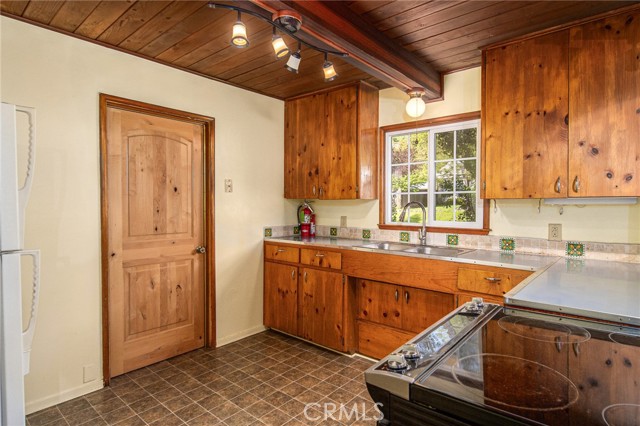 Detail Gallery Image 11 of 26 For 4974 13th St, Mariposa,  CA 95338 - 2 Beds | 1 Baths