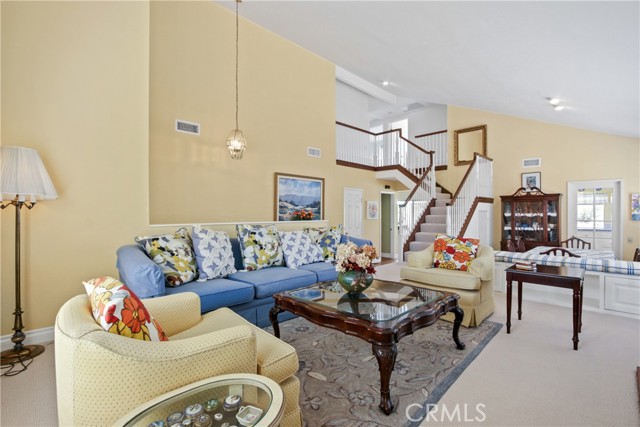 24211 Puerta De Luz, Mission Viejo CA: https://media.crmls.org/medias/561a11fc-3835-4f4b-95d6-2132ec03cd0b.jpg