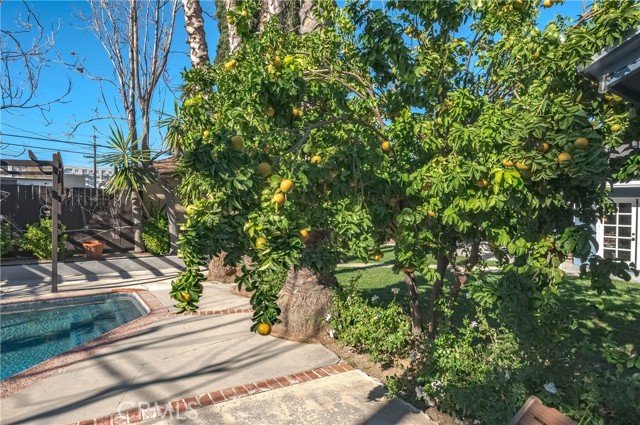 Detail Gallery Image 33 of 35 For 20852 Kittridge, Winnetka,  CA 91306 - 3 Beds | 2 Baths