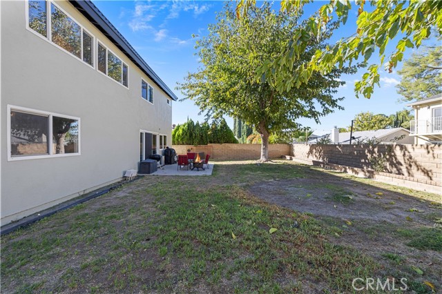 Detail Gallery Image 34 of 44 For 28975 Lotusgarden, Canyon Country,  CA 91387 - 4 Beds | 3 Baths