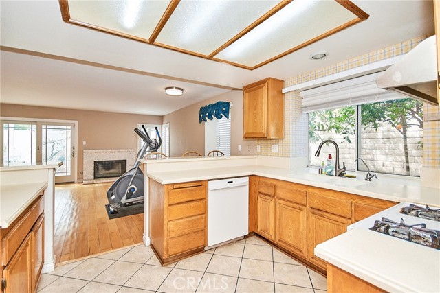 Detail Gallery Image 15 of 49 For 9615 Shadow Springs Dr, Moreno Valley,  CA 92557 - 4 Beds | 3 Baths