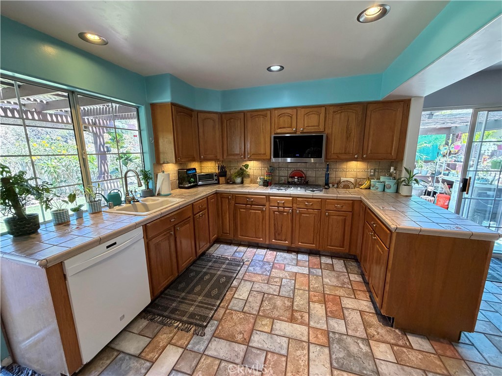 4916 Euclid Court - photo 15