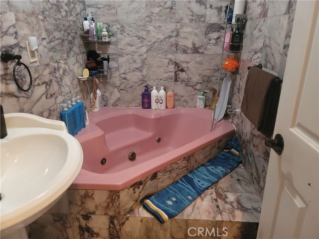 Detail Gallery Image 21 of 40 For 7214 Luxor St, Downey,  CA 90241 - 3 Beds | 2 Baths