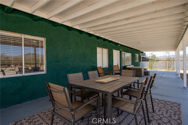4574 Avenida Del Sol, Joshua Tree CA: https://media.crmls.org/medias/561b68be-70d8-4264-9431-2c60a3e585fa.jpg