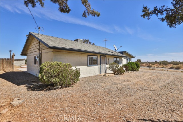 Detail Gallery Image 24 of 45 For 10888 Phelan Rd., Oak Hills,  CA 92344 - 1 Beds | 1 Baths