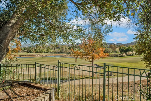 Detail Gallery Image 6 of 38 For 796 Wind Willow Way, Simi Valley,  CA 93065 - 2 Beds | 2 Baths