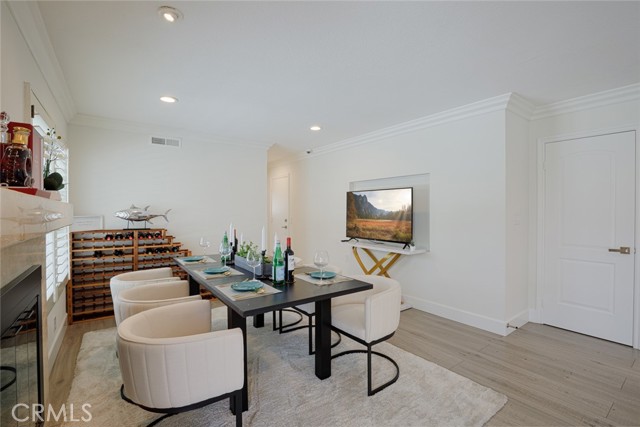 2160 S Hammatt, Anaheim CA: https://media.crmls.org/medias/561e8e95-573d-480d-bc64-927c496973a8.jpg