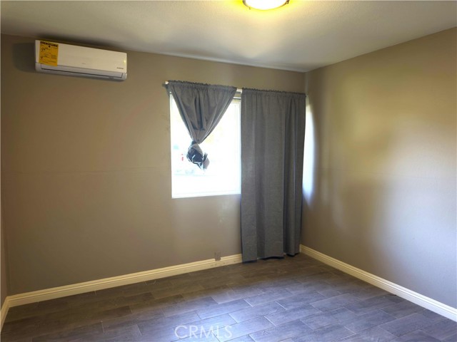 Detail Gallery Image 10 of 10 For 2406 Angela St #1,  Pomona,  CA 91766 - 3 Beds | 1/1 Baths