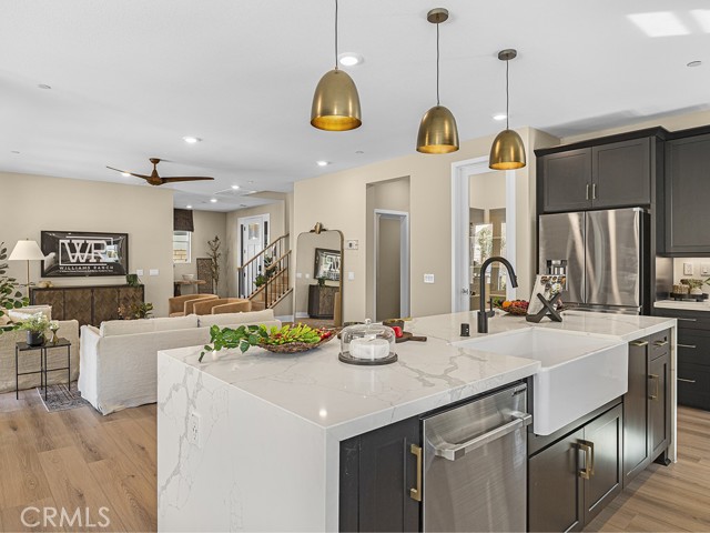 Detail Gallery Image 15 of 45 For 30110 Crestline Court, Castaic,  CA 91384 - 4 Beds | 3/1 Baths