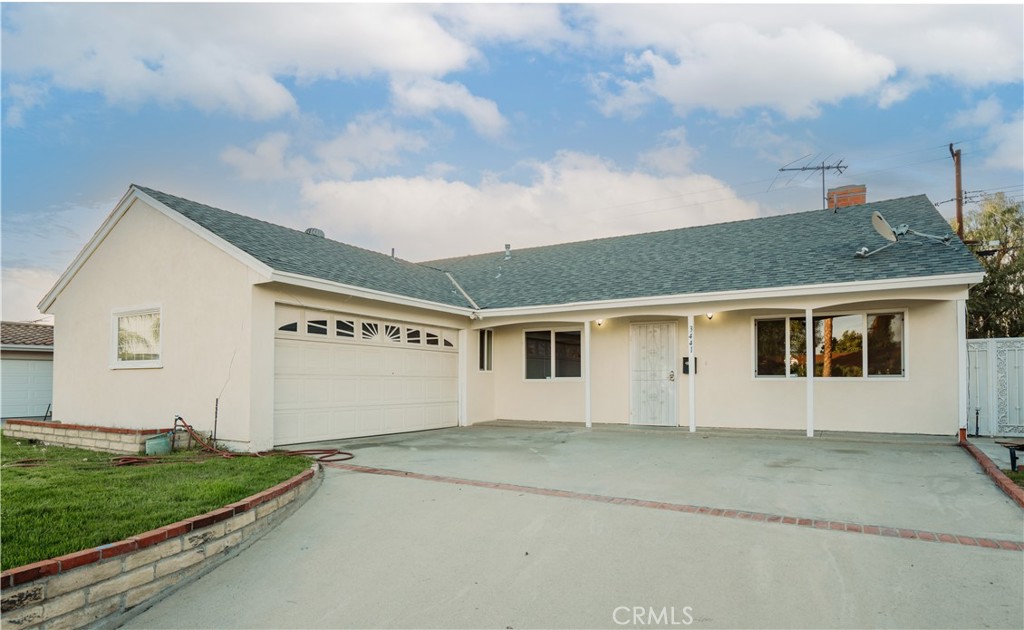 3441 S Gauntlet Drive