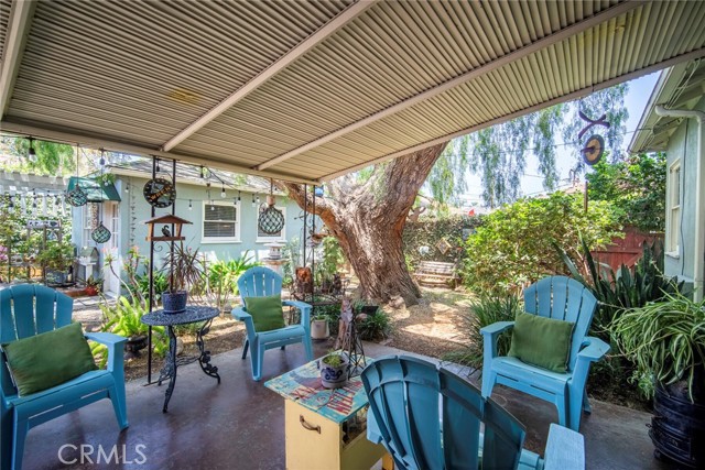 132 N Jewell Place, Orange CA: https://media.crmls.org/medias/561f69d0-73ed-456b-b4b7-430bed6f32f3.jpg