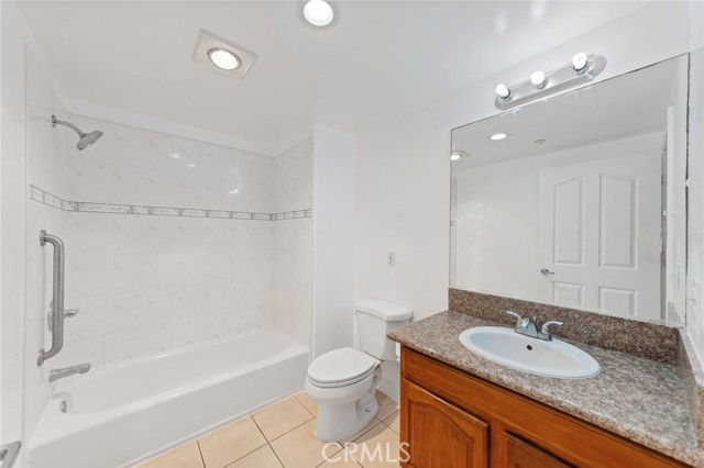Detail Gallery Image 8 of 23 For 421 S Garfield #79,  Monterey Park,  CA 91754 - 2 Beds | 2 Baths