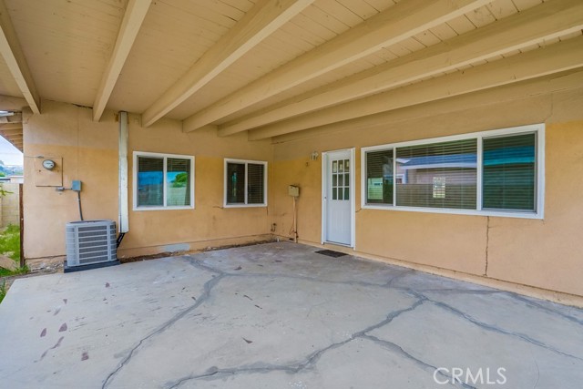 650 W Florence Avenue, La Habra CA: https://media.crmls.org/medias/5621c1bd-f52d-43c2-bfd9-a7e82d8cda4b.jpg