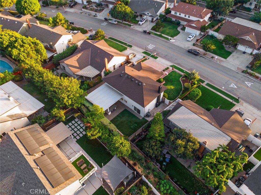 https://media.crmls.org/medias/5624c308-c9d7-4924-81c7-34bf240155b2.jpg?preset=X-Large