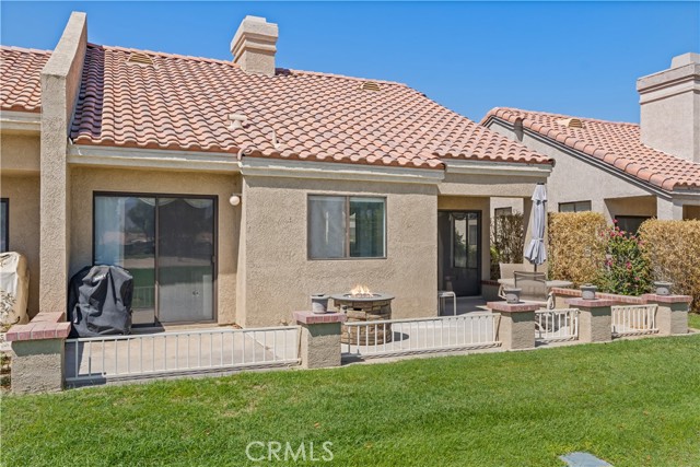 41915 Preston Trail, Palm Desert CA: https://media.crmls.org/medias/5624dc44-713a-4567-abf4-0e059ec135fa.jpg
