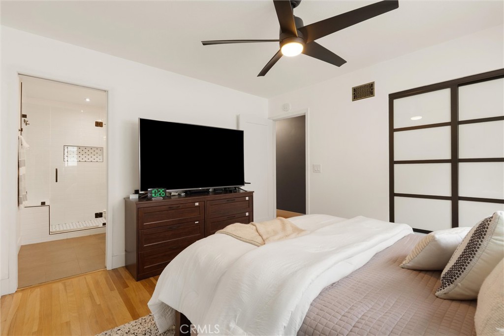 MLS #OC26149742 image #17