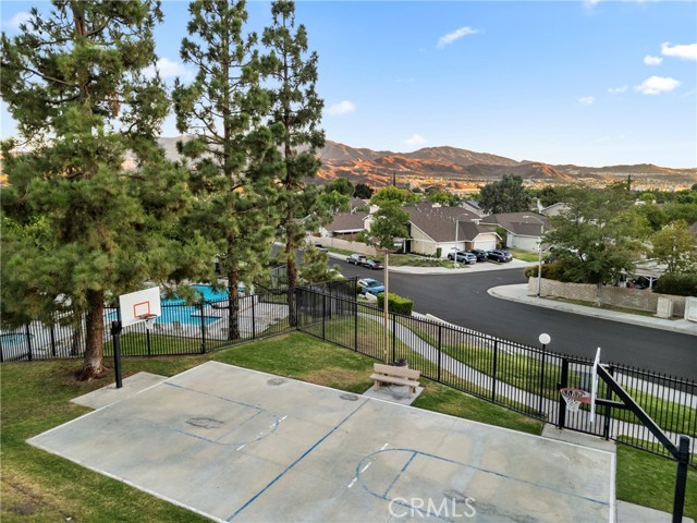 16749 Highfalls Street, Canyon Country CA: https://media.crmls.org/medias/5625d53b-6349-4d79-a0f4-c90518f2d62a.jpg