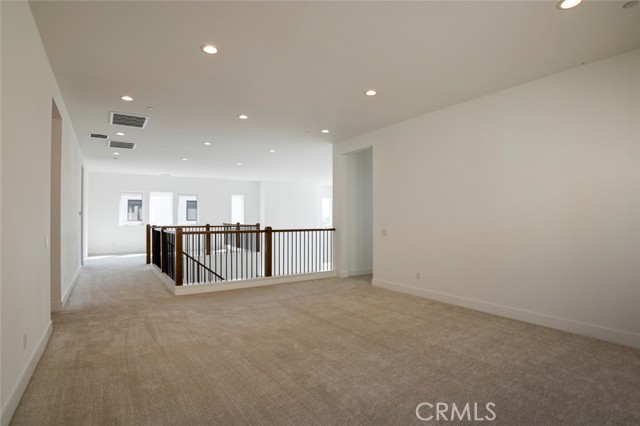 Detail Gallery Image 38 of 65 For 20552 Edgewood Ct, Chatsworth,  CA 91311 - 5 Beds | 5/1 Baths