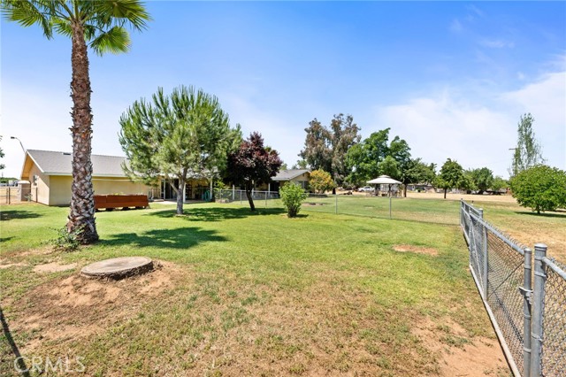 Detail Gallery Image 36 of 41 For 3298 N Zediker Ave, Sanger,  CA 93657 - 3 Beds | 2 Baths