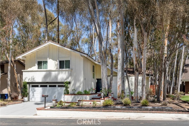 24931 Rollingwood Road, Lake Forest CA: https://media.crmls.org/medias/56263c3f-9145-46ef-b8b9-9ede75410938.jpg