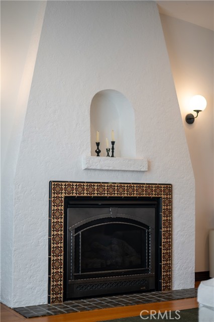 Detail Gallery Image 6 of 38 For 5022 E Broadway, Long Beach,  CA 90803 - 2 Beds | 2 Baths