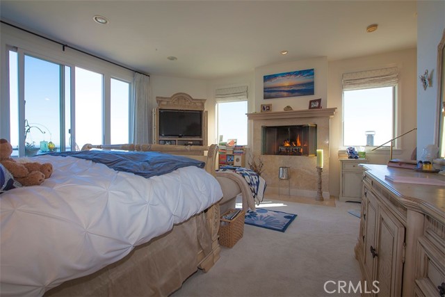 Detail Gallery Image 13 of 55 For 20700 Rockpoint Way, Malibu,  CA 90265 - 4 Beds | 3/1 Baths