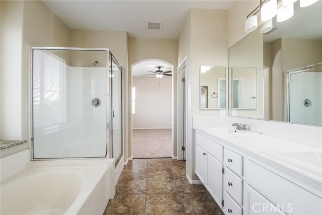 Detail Gallery Image 11 of 19 For 2545 Cattail Pl, Palmdale,  CA 93551 - 4 Beds | 2/1 Baths