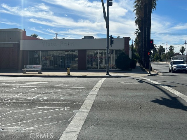 101 E Florida Avenue, Hemet, California 92543, ,Commercial Lease,For Rent,101 E Florida Avenue,CRSW23190066