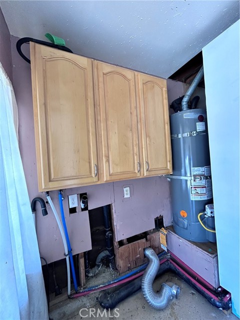 11824 Honey Hollow, Moreno Valley CA: https://media.crmls.org/medias/56284d3c-bc14-4e48-9442-ffab17581e88.jpg
